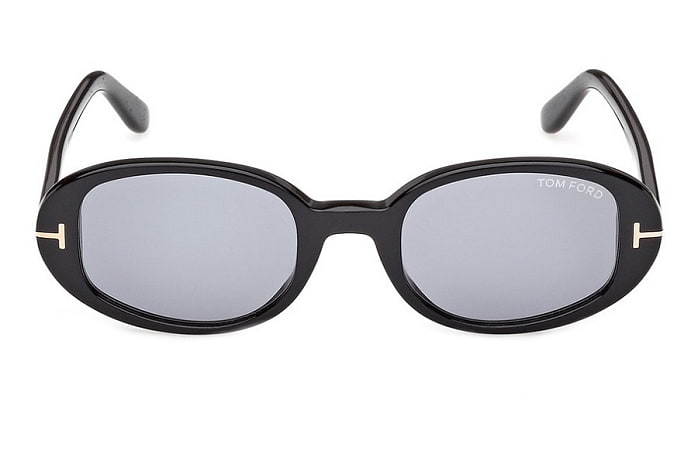 Солнцезащитные очки Tom Ford TF 1364/S 01A — фронтальный вид