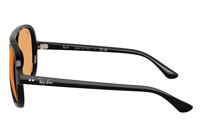 Солнцезащитные очки Ray-Ban RB 4125 601/33 — вид сбоку