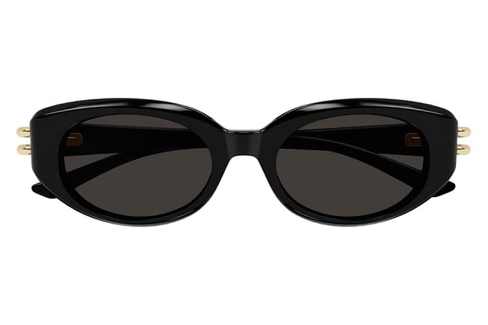 Солнцезащитные очки Alexander McQueen AM 0469S 001 — фронтальный вид